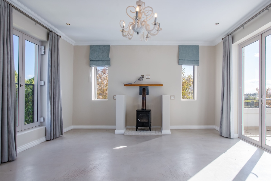 To Let 4 Bedroom Property for Rent in Val De Vie Estate Western Cape